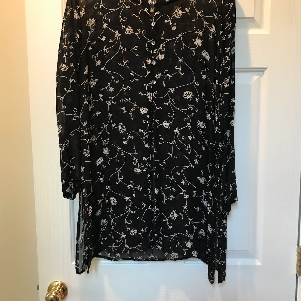 Reflections Black and Cream Blouse